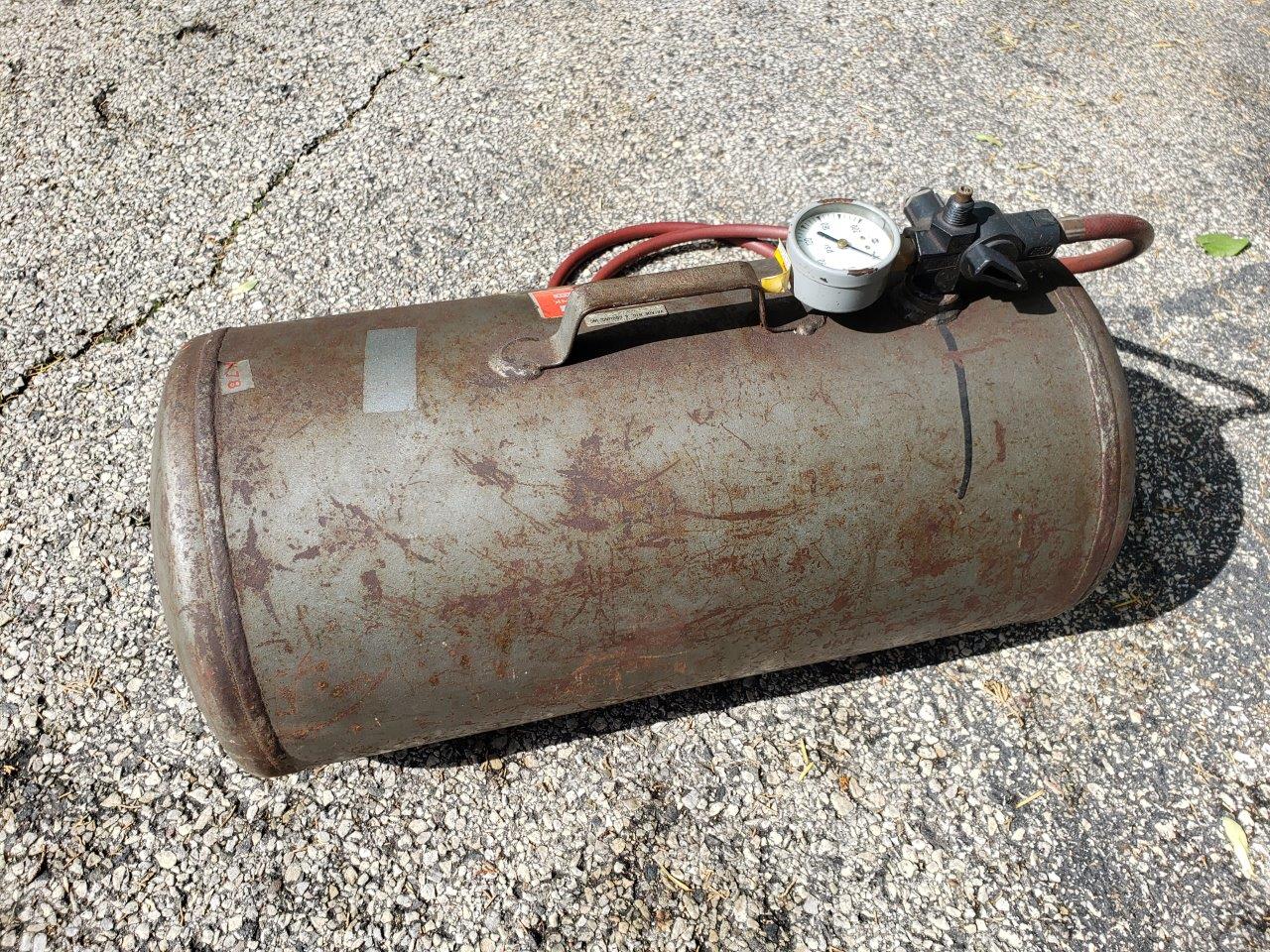 Portable Steel Air Carry Tank with the hose