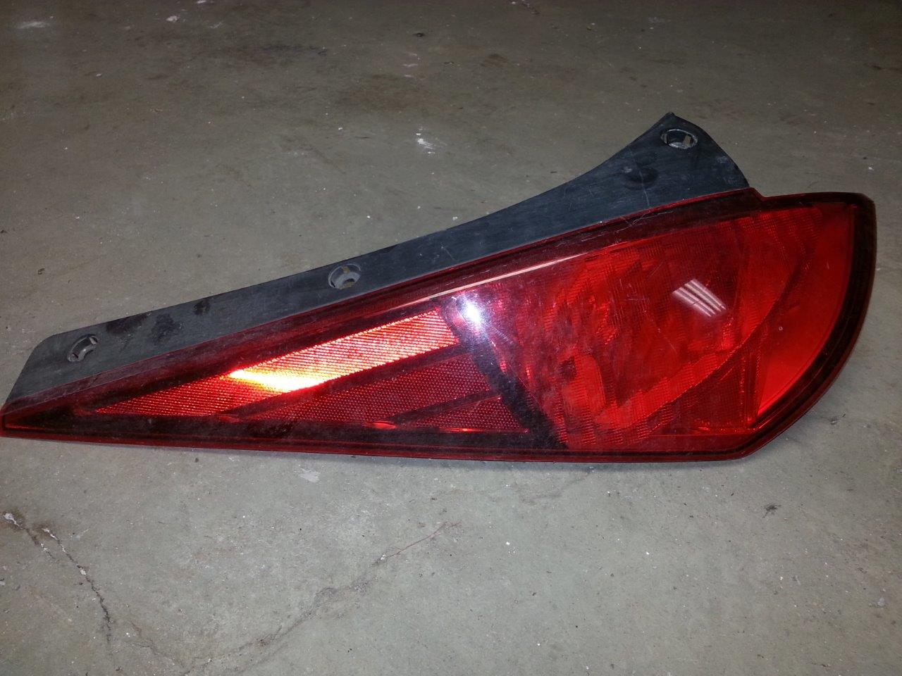 Right and Left tail lights for Nissan 350z 2003,2004,2005