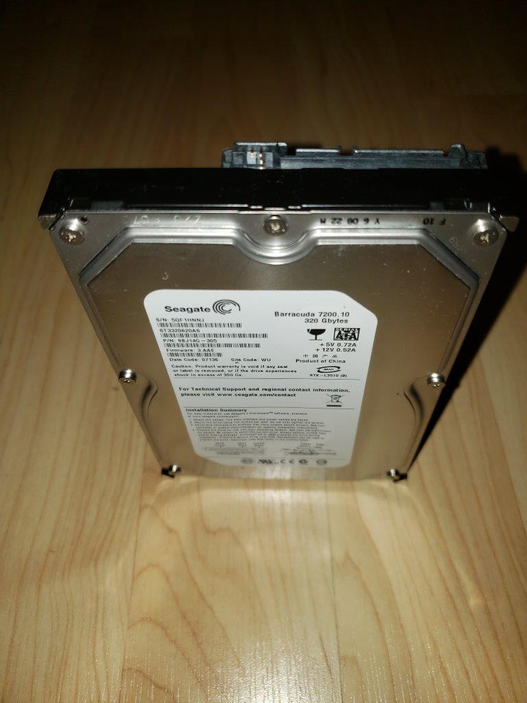 Seagate BarraCuda 7200.10 ST3320620AS 320GB 7200 RPM 16MB Cache SATA 3.0Gb/s 3.5" Hard Drive (Perpendicular Recording Technology) Bare Drive