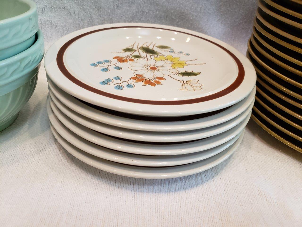 Plates and dishes (china ceramic porcelain) cheap