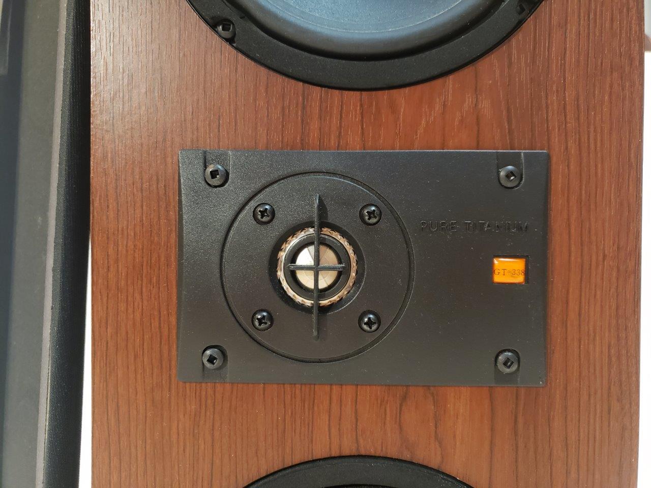 Acoustic Image Bi-amp Floorstanding Bookshelf HIFI Speakers GT 338 Pure Titanium