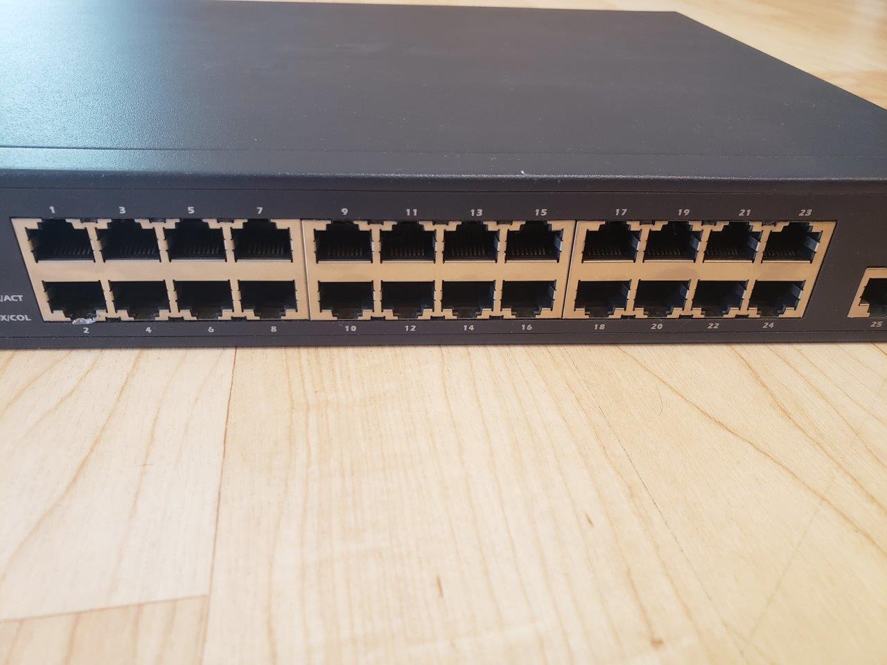 Dell PowerConnect 2124 - 24 ports External Switch 3N347 03N347 CN-03N347